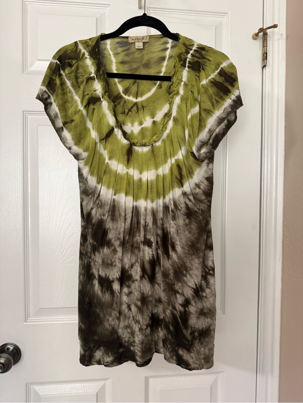 ONE WORLD Olive & Gray Tie-Dye Scoop Neck Short Sleeve Top